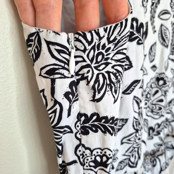 Garnet Hill Black & White Floral Cotton Dress – Size 2 - Picture 3 of 5